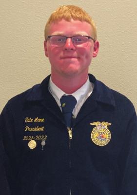 Tate recieves livestock show scholarship