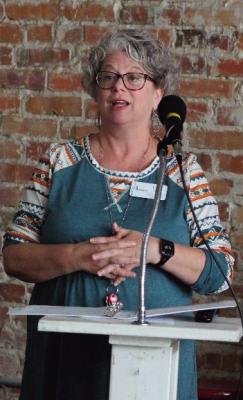 Lisa Kotz Speaks at Sabine County Chamber Meeting