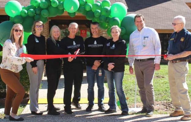 The Sabine County Hospital held their ribbon cutting on Friday, November 3rd for the new Outpatient Physical Therapy facility located within the historic Dr. G. C, Winslow Building next to the hospital. Pictured above is Rebeca Felts of the Hemphill Chamber of Commerce, Kaylee McDaniel CEO, Vicki Gildos-Ladner PT Tech, Kevin Benton PT, Pierre Navarette PT, Nicole Sensat Receptionist, Dr. Gregory Backofen, and Curtis Buckner of the Hemphill VFW Post 10351. Reporter Photo by Kenny Wick