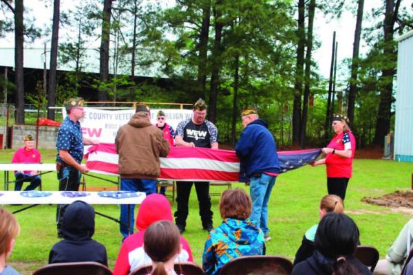Flag retirement ceremony held at Hemphill VFW
