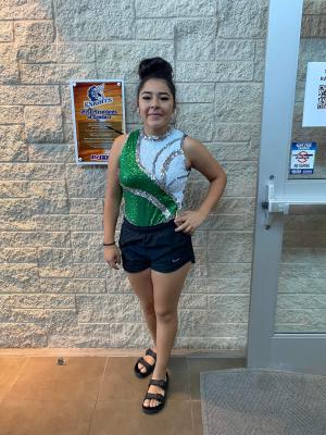 Majorette Soloist Yenni Flores