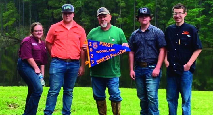 West Sabine FFA attended Pinewoods SWCD woodlands contest today! Barely beating out the rain. Team members Briley Rogers, Dustin Welch, Hannah McElhaney, and Lucas Burrow. Placing first in district. Briley rogers being the high point individual! Photo Submitted