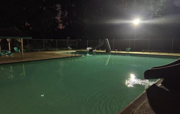 Pool available in Pineland...