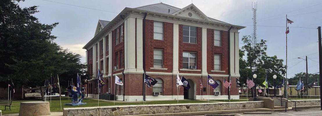 Memorial Day Preparation at Courthouse