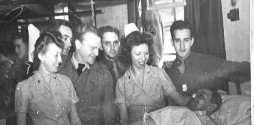 Visiting patients, Lucille, left next to actor, James Cagney in Ward 38.