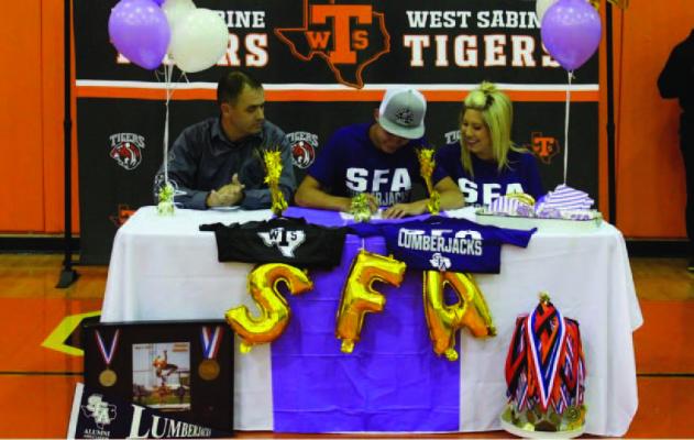 Murphy Signs with Stephen F. Austin...