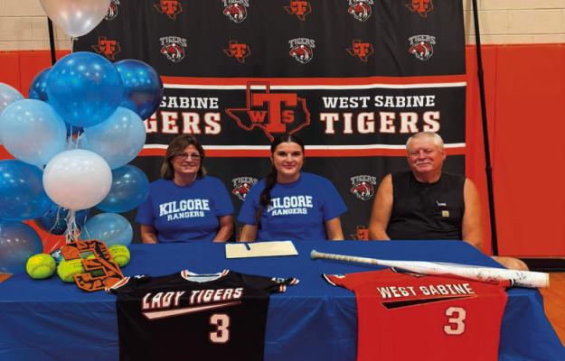 Lindow Signs with Kilgore College, Continues West Sabine Softball Legacy