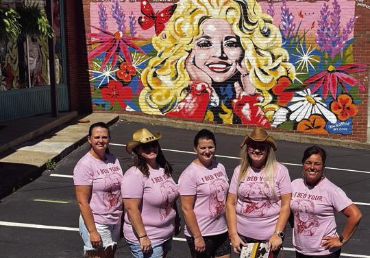 Local Businesses Celebrate Dolly Parton with ‘9 to 5’ Day