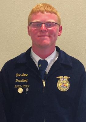 Tate recieves livestock show scholarship