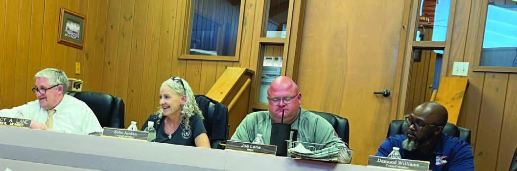 Getting things done… The Pineland City Council met in regular session February 20 where they would vote to extend the city’s library hours among other important business. Reporter photo by Cecil Tatom