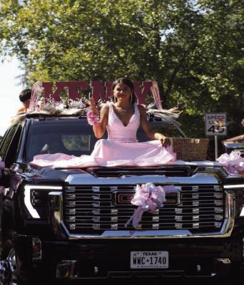 What a wonderful season of support from Sabine County and surrounding areas for this year’s Pineland Day. Kenzy Bragg was crowned as Miss Pineland Day and full details on all the activites and community awards will be in next week’s edition of The Reporter.