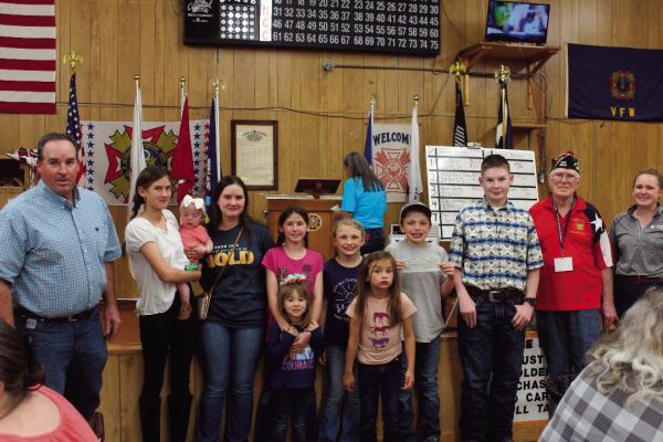 VFW Gives Donations