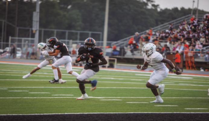 Jakobe Harris - scores first for W.S.