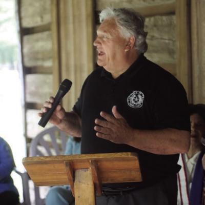 Judicial Academy Honors Melton