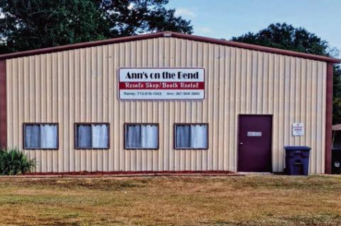Ann’s on the Bend Invites Shoppers to Slow Down, Shop Local
